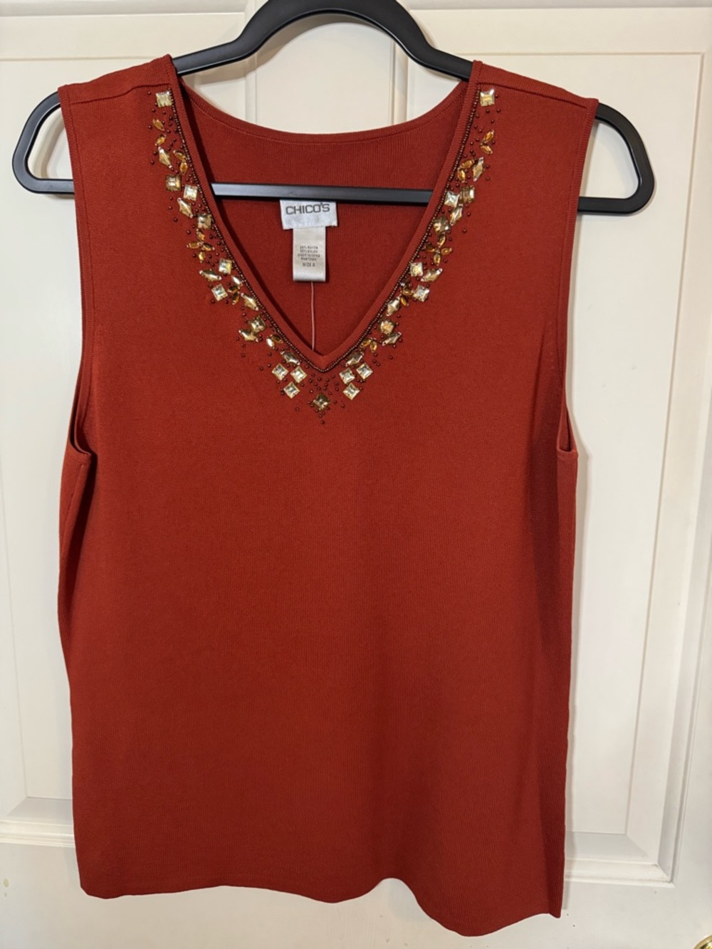 Chico's Rust Sleeveless V-Neck Tank with Beaded Trim Size - 2   **NWT**